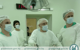 Врачи Гродно провели уникальную операцию и помогли пациенту с желчнокаменной болезнью