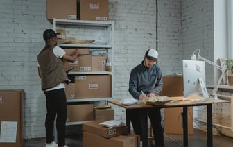 Работники почты бастуют в Германии на фоне спора по зарплате