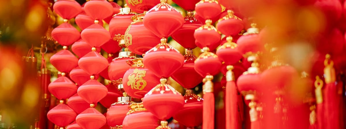 Цена золота на мировом рынке за неделю упала более чем на 4%