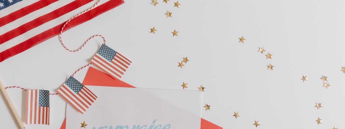 Тысячи людей устроили протест у проправительственного телеканала в Сербии