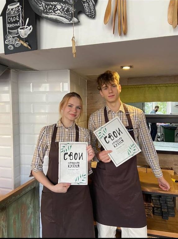 Как часто посетители оставляют чаевые — рассказала официантка