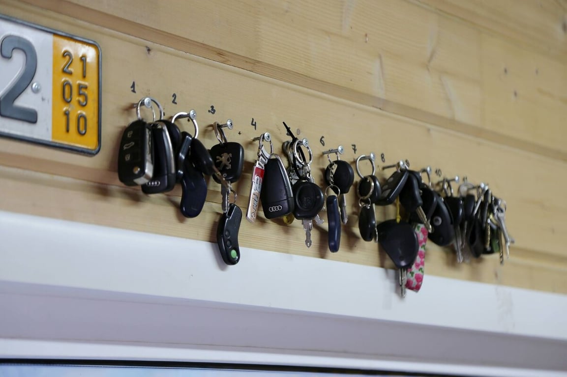 Год после отмены счетов-справок. Что сейчас происходит на авторынке?