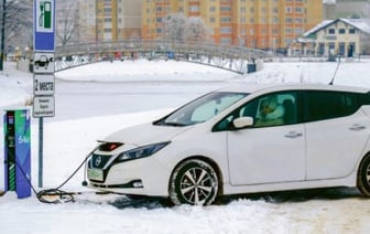 В Березе открылась первая зарядная станция для электромобилей