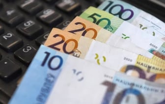 Некоторым белорусам надо задекларировать доходы за 2024 год. Проверьте, касается ли это вас