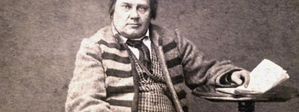 Суд в Гомеле отменил статус 'экстремистских' произведений Дунина-Марцинкевича