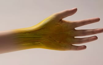 Учёные нашли краситель, который делает кожу прозрачной