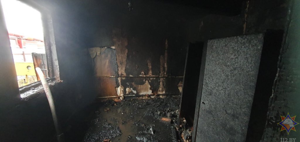 Мужчину спасли при пожаре в Кобринском районе