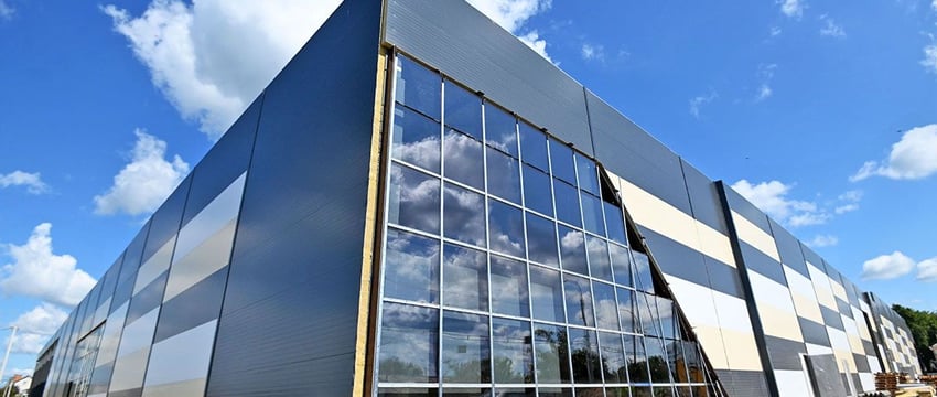 В Гомеле скоро откроют новый гипермаркет. Первые фото изнутри