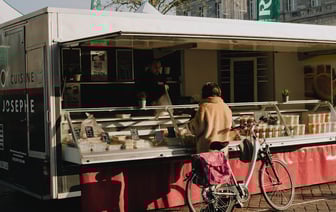 Акции европейских автопроизводителей падают из-за обещанных Трампом высоких пошлин