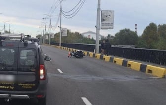 В Бресте на мосту произошло ДТП с участием авто и мото. Кто виноват?