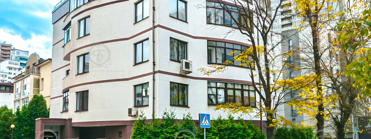 Белорусам и не снилось. В Минске выставили на продажу пентхаус почти за 1 миллион долларов — Фото