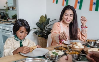 Индийская рупия снова упала до исторического минимума