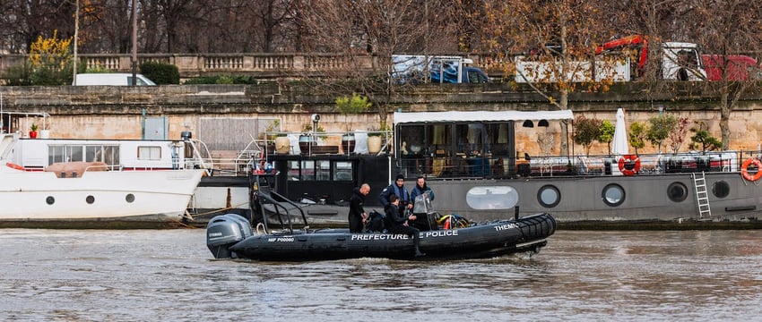 Отчим насиловал падчерицу с восьми лет. Развратные действия длились три года