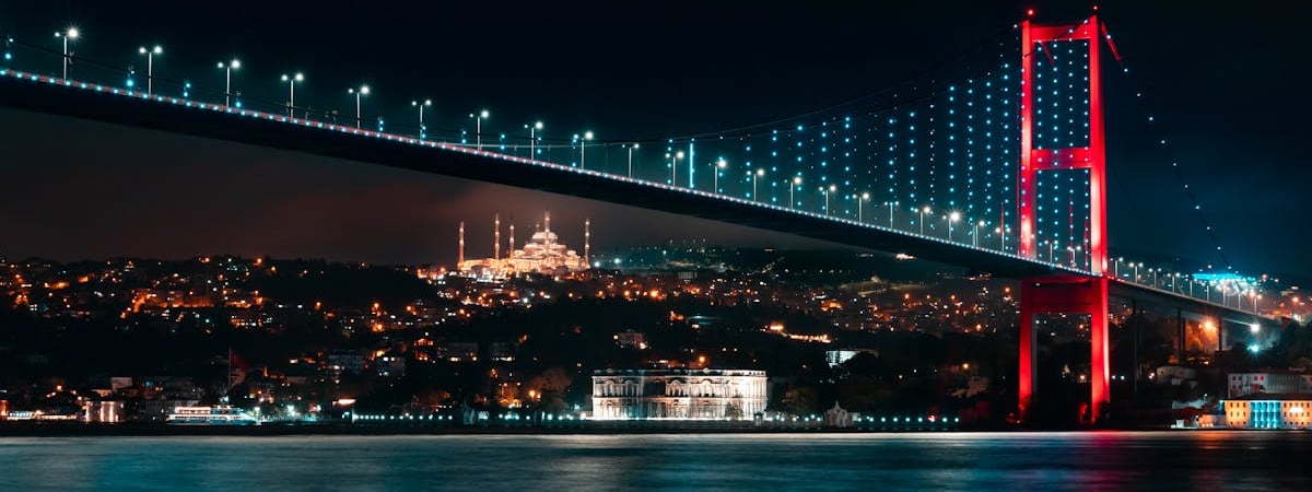 Минобороны РФ отчиталось о сбитии за ночь 15 беспилотников