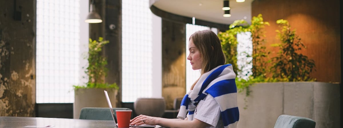 Китай создал комитет по стандартам ИИ на фоне усиления глобальной технологической гонки