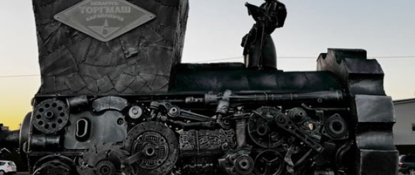 Мясорубка на улице появилась в Барановичах
