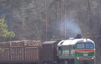 В Беларуси машинисты сливали дизель с тепловозов прямо на ходу