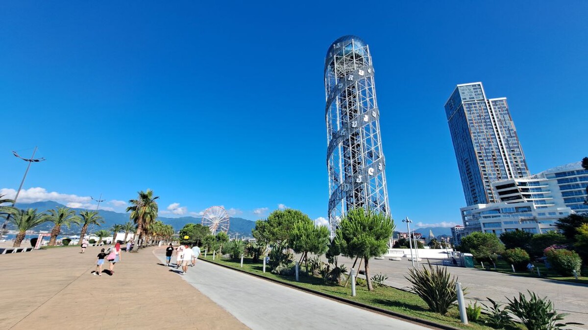 «Успели сходить пешком в Турцию». Белорусы рассказали, как съездили в Грузию