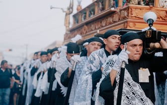 180-летнее знамя Полоцкого кадетского корпуса передали кадетскому училищу