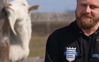 Белорус под Кобрином построил ферму для старых и спасенных животных