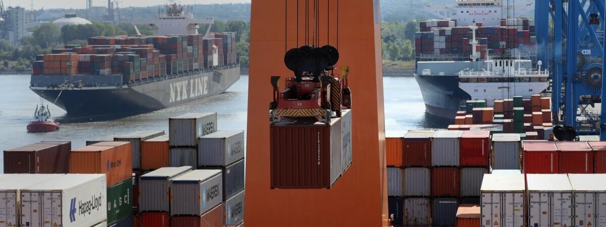 «На карту поставлено многое» — ЕС пообещал США «жёсткую реакцию», если Трамп введёт пошлины на европейские товары