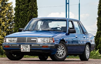 Это судьба! Брестчанин спустя 20 лет вернул и восстановил свою Mazda 929 из 80-х