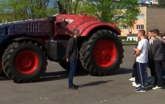 Первый в Беларуси трактор-беспилотник испытают брестские учёные
