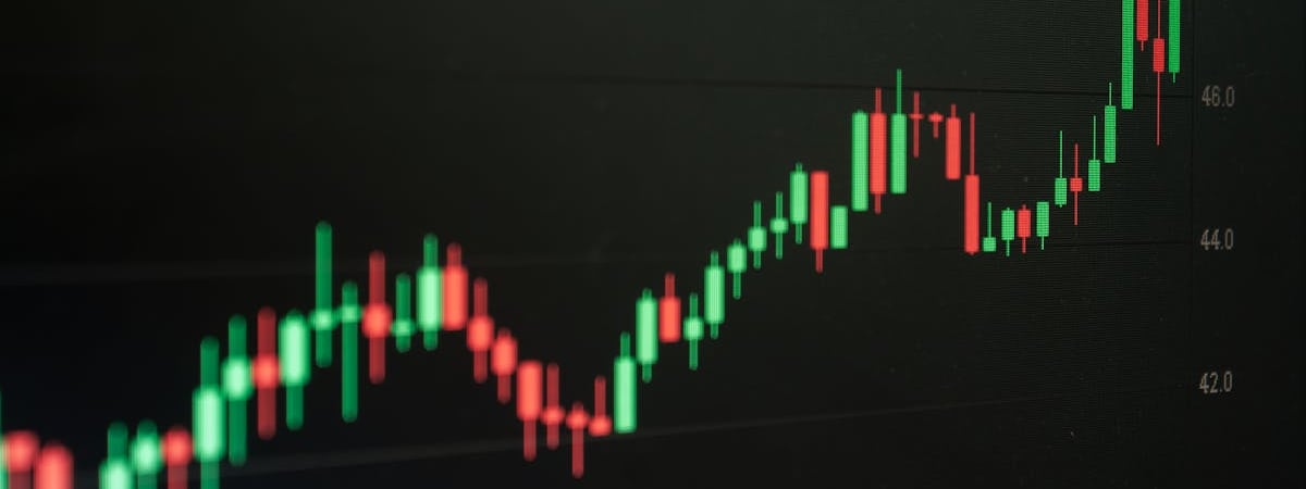 Стоимость биткоина преодолела историческую отметку в $100 тысяч