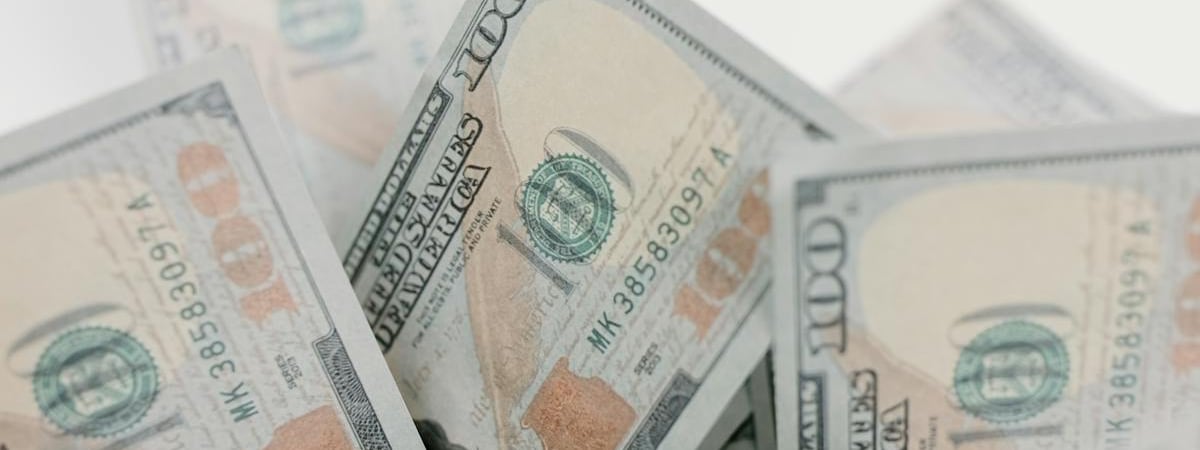 Пенсионерка отдала 760 тысяч евро мошенникам, но их 16‑летний курьер был задержан