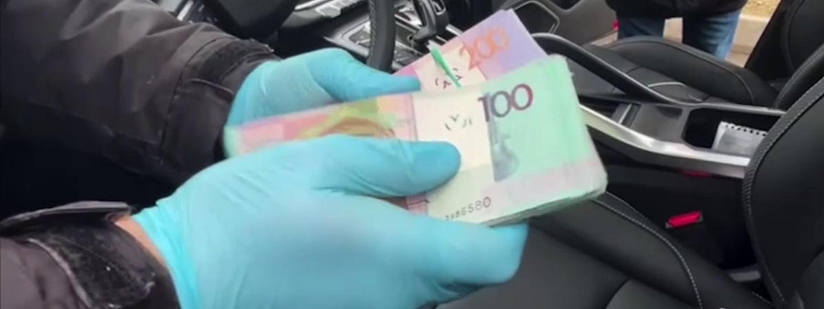 Милиция задержала замдиректора завода в Дзержинске — Видео