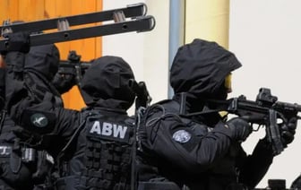 Белоруса задержали в Варшаве — его подозревают в поджогах