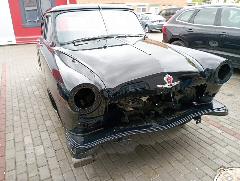 В Беларуси на аукцион выставлен ГАЗ 1962 года выпуска. Вот сколько просят за ретроавто