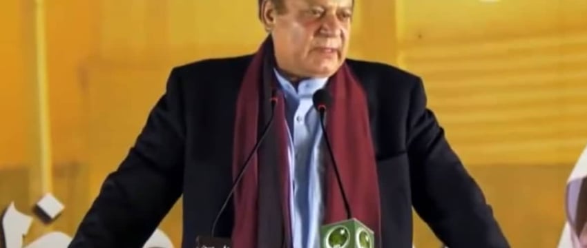 Офицеры Пакистанской Армии отправились в Великобританию, чтобы убедить зятя Наваза Шарифа вернуться.