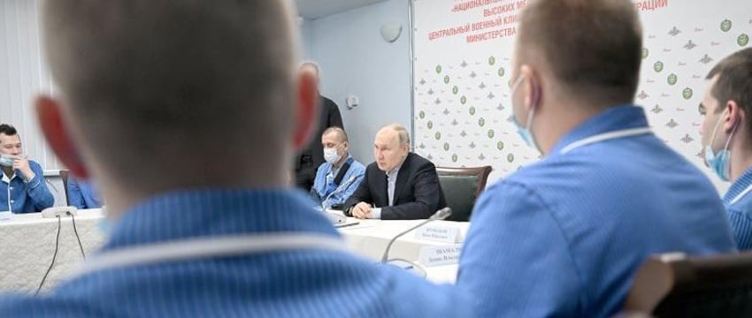 Путин назвал терактом обстрел Белгорода и заявил, что Украина не враг
