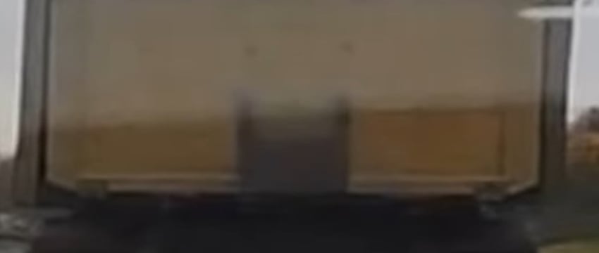 «Зачем так грузить?!» Свекла из грузовика полетела в легковушку в Барановичах