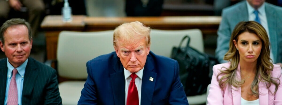 Трамп внёс 175 млн долларов залога по делу, где его признали мошенником