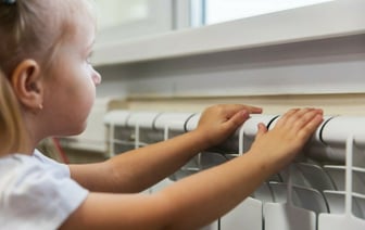 «Минскэнерго» предупредило об «особенно сложном периоде» в регулировании отопления. Какой «комплексный подход» анонсировали?