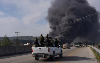 ЕС осудил «нападения проасадовских элементов» на силы нового правительства в Сирии. Что известно о столкновениях?