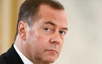 Медведев: Украина смертельно опасна для украинцев
