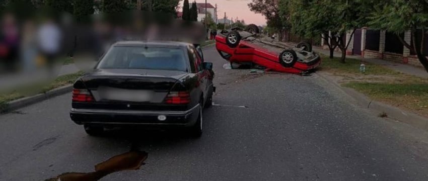 Автомобиль оказался на крыше. Стали известны подробности жесткого ДТП в Бресте на ул. Вересковой