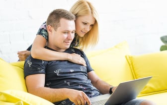 Где в Гомеле выгодно купить смартфон и телевизор с Алисой