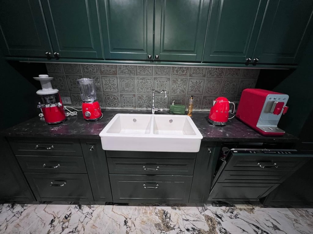 «Вложили в ремонт половину стоимости». Как семейная пара смогла позволить себе квартиру мечты?