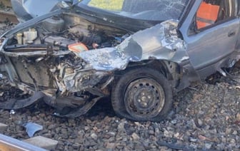 Автомобиль столкнулся с грузовым поездом в Брестской области