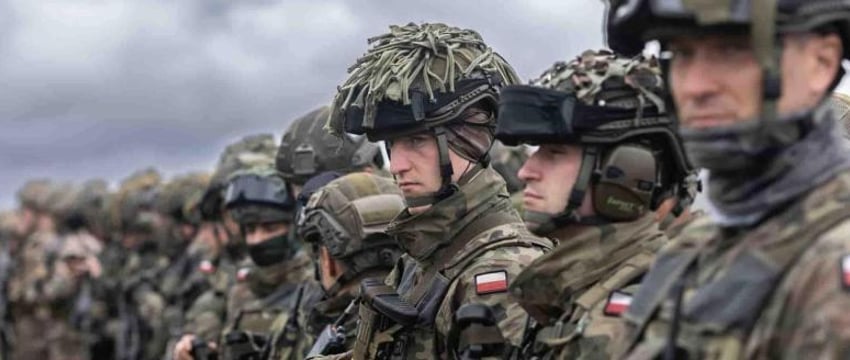Польша остановила учения после гибели пятого военного за месяц