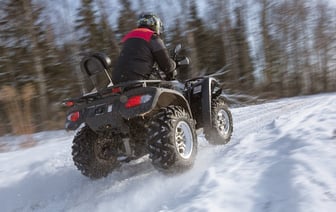 Квадроциклисты повредили историко-культурную ценность под Минском — Фото