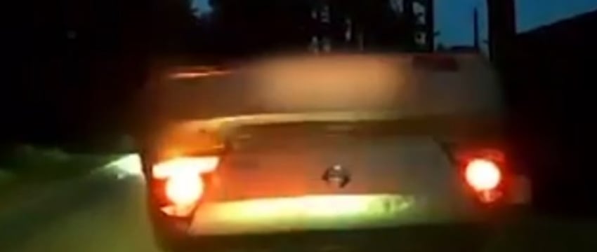Пьяный водитель перевернулся, пытаясь уйти от преследования ГАИ — видео