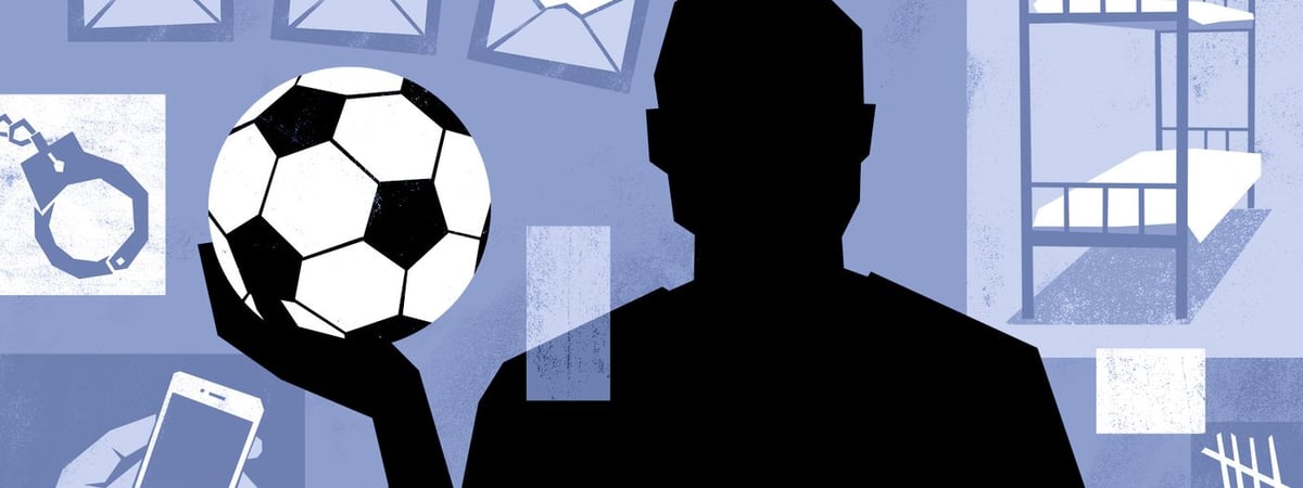 «Я пошел против них». Футбольный фанат работал официантом на праздниках милиции, а потом отсидел за протесты и угрозу насилием сотрудникам