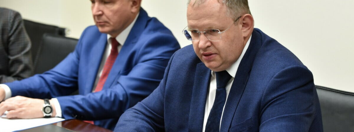 Страны ЕАЭС пообещали «максимально приблизить к домашнему тарифу» цены на связь в роуминге. Когда?