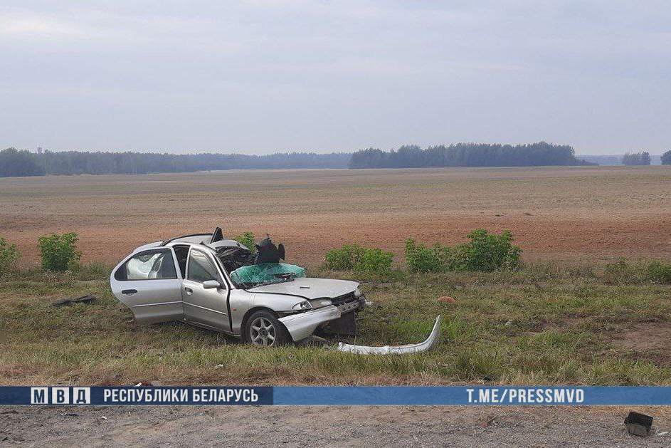 71-летний водитель не пропустил фуру: погиб сам и его пассажир