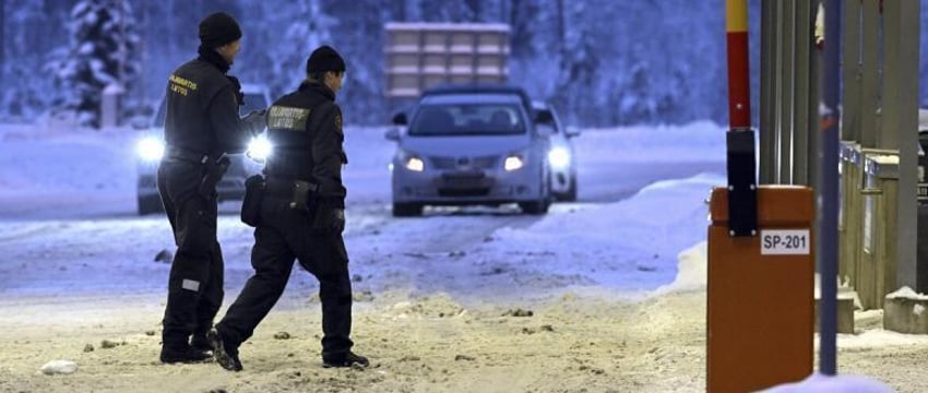 Финляндия закроет границу с Россией еще на месяц